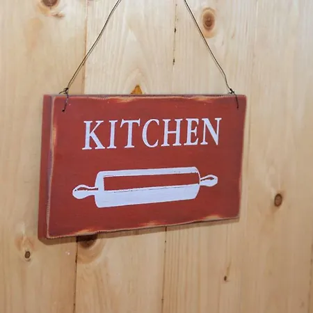 Canadian Fields يورك