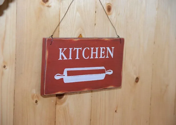 Canadian Fields يورك