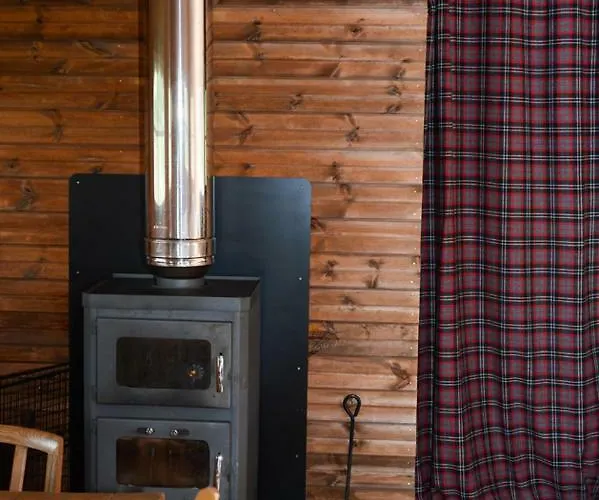 بيت خشبي Canadian Fields يورك